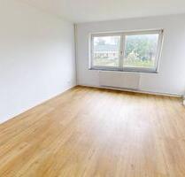 Komfortables Wohnen im Erdgeschoss: Charmante 3-Zimmer-Wohnung mit Balkon & EBK - Uetersen Komfortables Wohnen im Erdgeschoss: Charmante 3-Zimmer-Wohnung mit Balkon & EBK - Uetersen