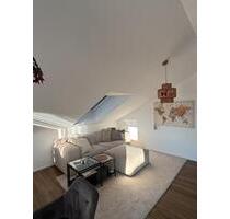 Moderne Dachgeschoss Wohnung - Neubau 2024 - Vaterstetten Parsdorf