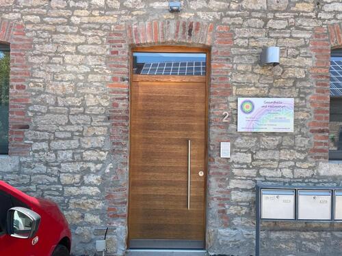 Foto - Praxisräumlichkeiten - 300,00&nbsp;EUR Kaltmiete,