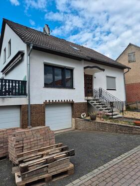 Foto - Großzügiges Haus in Knüllwald zu vermieten