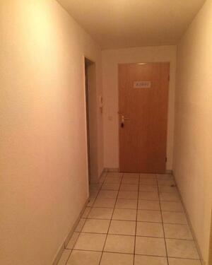 Foto - Zur Vermietung steht eine 65 Qm große 2 Zimmerwohnung mit Balkon