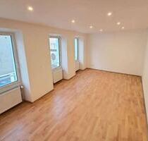 Attraktive Wohnung mit Balkon, direkt am Rhein - Lahnstein