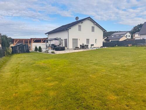 Foto - Zwei Doppelhaushäften - 738.000,00 EUR Kaufpreis,
