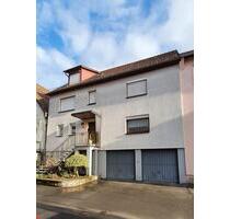 Wohnhaus in Hettingen, Garten, 2x Garagen, Nebengebäude, Keller - Buchen (Odenwald)