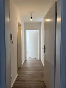 Foto - Sanierte 2-Raum-Wohnung im EG - 450,00 EUR Kaltmiete, ca.  50,00 m²