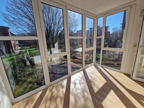 Foto - Nur mit WBS: Interessante 2-Zimmer-Wohnung mit Wintergarten und Potenzial