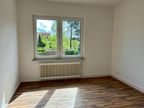 Foto - Ein neues Zuhause im Sommer? 2-Zi-Wohnung WHV City