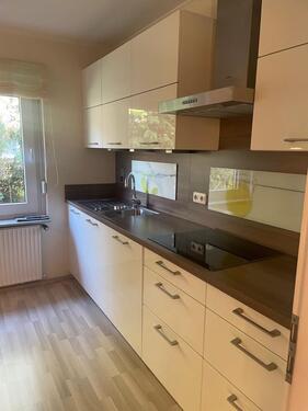 Foto - A H L T E N Frei EG Einbauküche Terrasse Garten HausWohnung 1 A