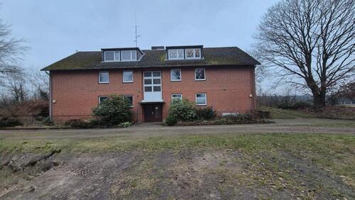 Foto - 4-Zimmer-Wohnung (87 m²) im 1. OG mit Balkon – renoviert