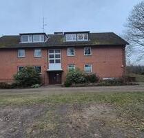 4-Zimmer-Wohnung (87 m²) im 1. OG mit Balkon – renoviert - Hennstedt