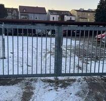 gepflegter Carport im geschlossenen Grundstück zu vermieten - Naumburg (Saale)