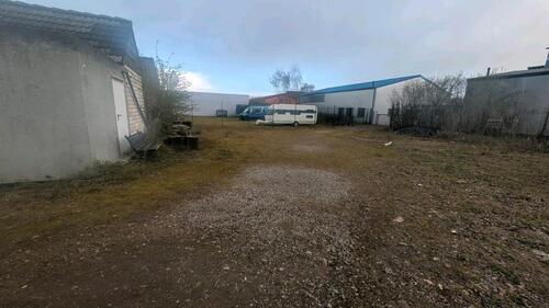 Foto - Stellplatz für PKW, Wohnwagen, Wohnmobil in Xanten, videoüberw.