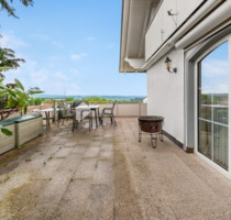 Großzügige 4‑Zimmer‑Wohnung mit 130 m², großer Terrasse - Balingen Großzügige 4‑Zimmer‑Wohnung mit 130 m², großer Terrasse - Balingen