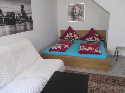 Foto - Monteurzimmer ab 25,-TagPerson, 7 km WÜ westlich, 3er,2er+EZ