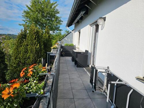 Foto - 9 Zimmer Mehrfamilienhaus, Wohnhaus in Warstein