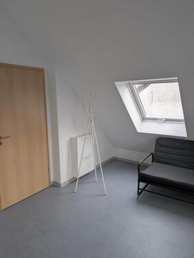 Foto - 1 Zimmer Dachgeschoßwohnung zur Miete in Gießen