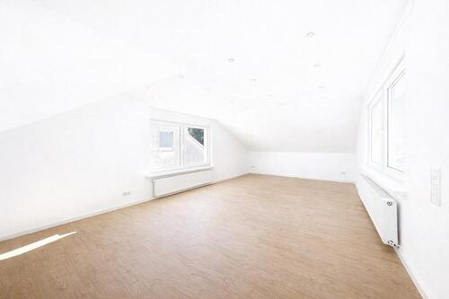 Foto - 2.5 Zimmer Dachgeschoßwohnung zur Miete in Arnsberg
