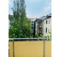 Helle 2-Zimmerwohnung mit Laminat und Balkon in zentraler Lage! - Chemnitz Hilbersdorf