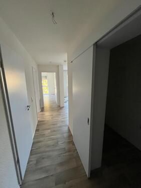 Foto - Neubau 3-Zimmer Wohnung mit Balkon und Einbauküche ab 01.08.26