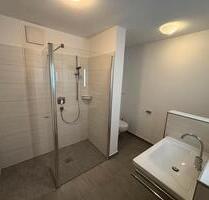3-Zi. Whg. Renoviert, Stellplatz, Balkon - Traunstein