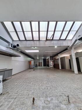 Foto - Gewerbehalle in Baden-Baden zu vermieten