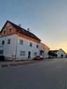 Foto - Modernes Zweifamilienhaus(Erdgeschoss renovierungsbedürftig)