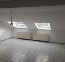Schöne helle 3-ZKB-Dachwohnung in Riegelsberg-Walpershofen