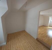 3,5 Zimmer renovierter Altbau, Nähe Klinikum, Innenstadtlage - Weiden in der Oberpfalz