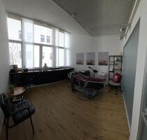 Büro Praxisraum 12m² inklusive Duschen und Fitnessstudio - Neuss Erfttal
