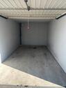 Foto - Sichere Garage in abgeschlossener Hofanlage zu vermieten.