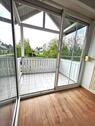 Foto - Sanierte, lichtdurchflutete DG- Wohnung mit Tageslichtwannenbad, Südbalkon, Garage u.v.m.