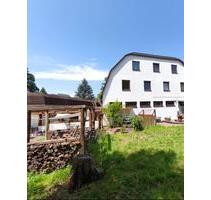 Riesige 4-5 Raum Wohnung, 2 Etagen, 150m2, Terrasse, Stellplatz - Reinsberg