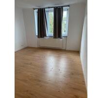 WG Zimmer Sanierte Wohnung in Köln Deutz (direkt am Rhein)