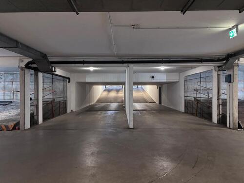 Foto - Tiefgaragenstellplatz für AutoAnhängerBoot