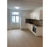 Stilvolle 2-ZKB modernisiert Balkon & Wärmepumpe, WI-Mitte - Wiesbaden