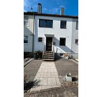 Reihenhaus in 90537 Feucht in top Lage