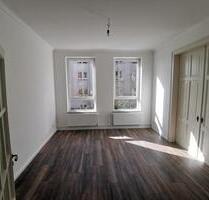 Schöne, stilvolle Altbauwohnung mit EBK in Zentrumsnähe - Hildesheim Himmelsthür