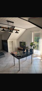 Foto - Dachgeschosswohnung - 950,00&nbsp;EUR Kaltmiete, ca.&nbsp; 85,00&nbsp;m&sup2;