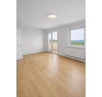 Charmante frisch sanierte Wohnung mit Balkon & Stellplatz - Jena Lobeda-Altstadt