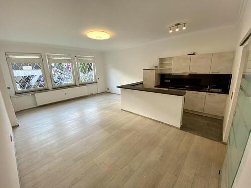 Foto - 2 Zimmer Wohnung im Zentrum - 1.300,00 EUR Kaltmiete,
