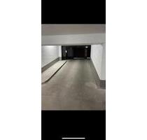 Tiefgaragenstellplatz direkt im Univiertel ab sofort - Augsburg Antonsviertel