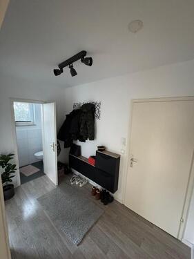 Foto - 1-2 Personen NR, schöne 3-Zimmerwohnung 73m2 in ruhiger Lage