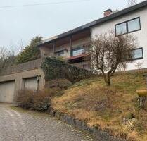 Friedrichsthal, schöne Wohnung in einmaliger Lage