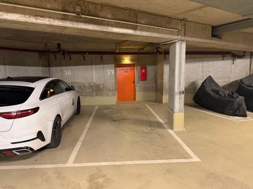 Foto - TG Stellplatz am Rotkreuzplatz zu vermieten