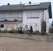 Ländliche Wohnung - 1.200,00&nbsp;EUR Kaltmiete, ca.&nbsp; 194,00&nbsp;m&sup2; in Mindelstetten (PLZ: 93349)