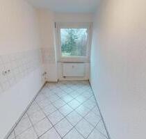 Lichterhellte 3-Raum-Wohnung mit Balkon - Chemnitz Helbersdorf