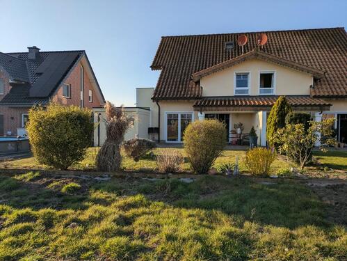 Foto - Einfamilienhaus in Schloß Holte-Stukenbrock zum Kaufen