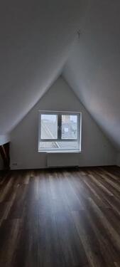 Foto - 3Zimmer Maisonette Wohnung 85q - 1.200,00&nbsp;EUR Kaltmiete, ca.&nbsp; 85,00&nbsp;m&sup2;