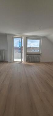 Foto - 3 Zimmer Dachgeschoßwohnung zur Miete in Ditzingen