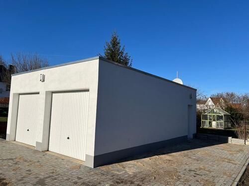 Foto - Eingez. Doppelgaragenhälfte eines Ferienhauses für Saisonkfz,Boot